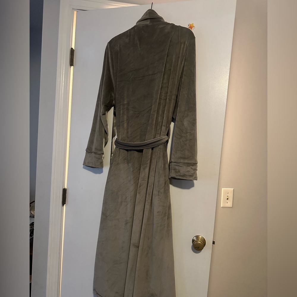 SKIMS gray Plush Robe